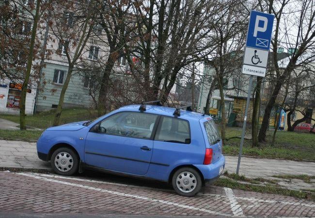 Kart Parkingowe Dla Niepełnosprawnych Będą Dłużej Obowiązywać - Rp.pl