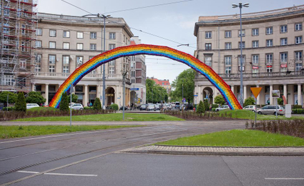 Sondaż: Czy „Tęcza” powinna wrócić na plac Zbawiciela