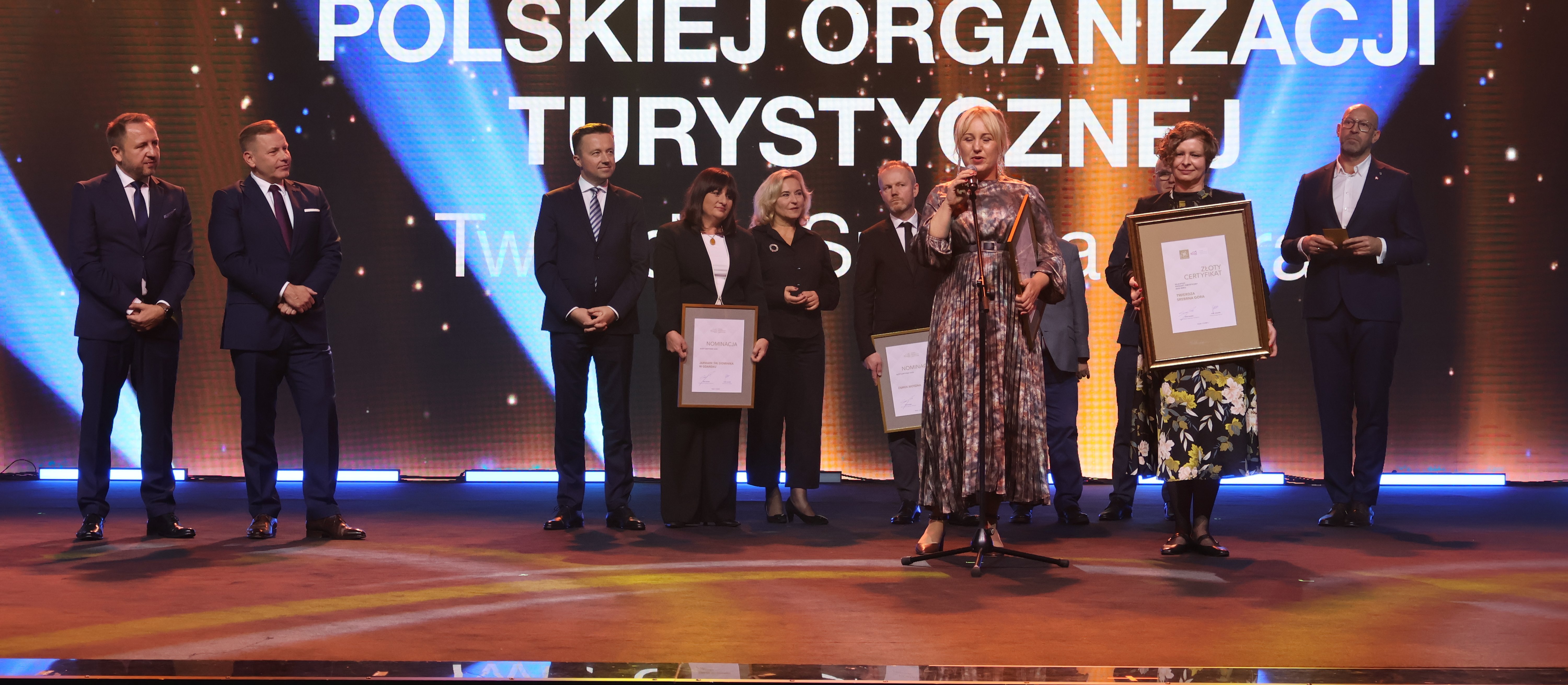 Twierdza Srebrna Góra ze złotym certyfikatem POT. "Różowe okulary,ale i pot, krew i łzy"