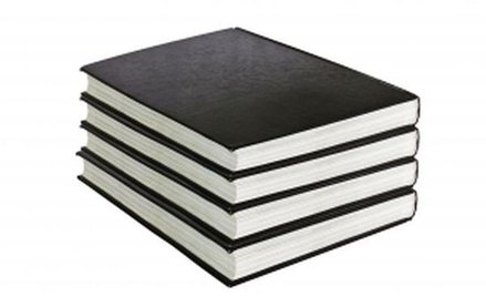 Autorowi pracy dyplomowej przysługuje pełnia praw autorskich i może on decydować, czy jego praca tra