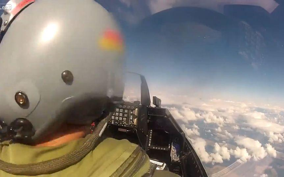 Portugalski F-16 walczy z polskim MiG-29 [WIDEO]