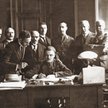 Podpisanie protokołu przejęcia przez władze polskie powiatu katowickiego. Dokument zatwierdza Le Vic
