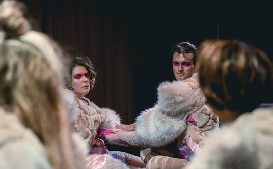 „Więcej niż jedno zwierzę” – autorski projekt Roba Wasiewicza, połączenie mockumentu przyrodniczego 