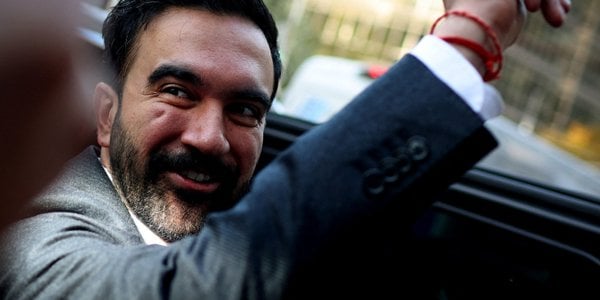 USA: Bunt przeciw establishmentowi. Partia Demokratyczna w miastach skręca w lewo