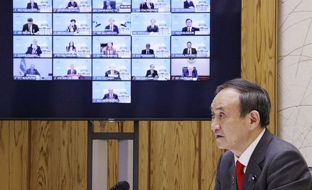 Koronawirus. Nowy premier Japonii traci poparcie przez epidemię