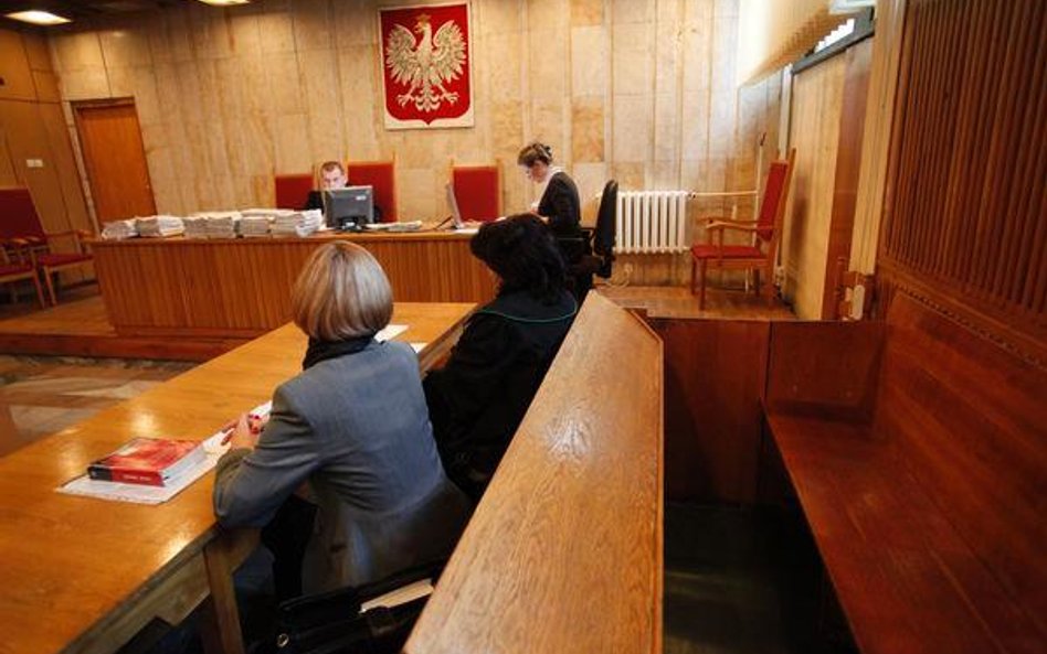Rozprawy na odległość wchodzą do sądu cywilnego