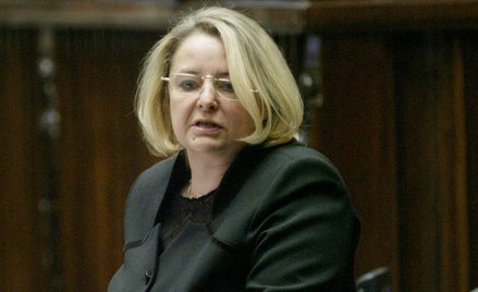 Jolanta Banach podczas debaty nad exposé Marka Belki, 14 maja 2004 r.