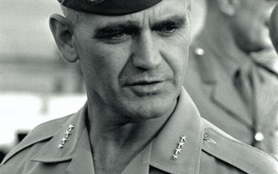 Gen. William Westmoreland, fotografia z 1965 r.