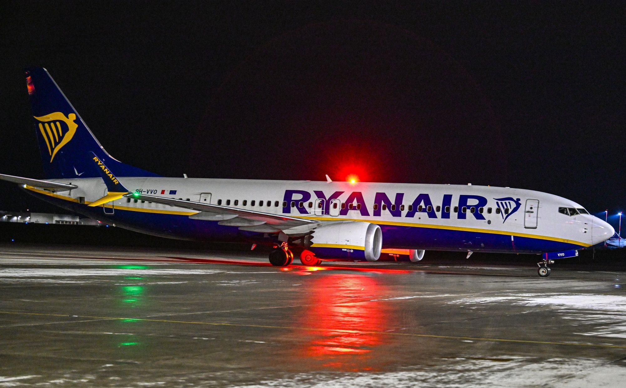 Kolejny pasażer Ryanaira skazany. 10 miesięcy więzienia za „niewybaczalne zachowanie”