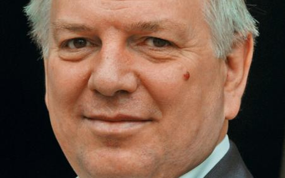 Sylwester Cacek, prezes Sfinksa