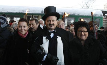 Uroczystości rocznicowe rozpoczęła w niedzielę w Poznaniu inscenizacja przyjazdu Ignacego Paderewski