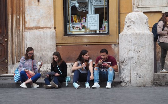 Włosi pozostają gościnni, ale nie godzą się na brak szacunku dla ich zabytków i kultury