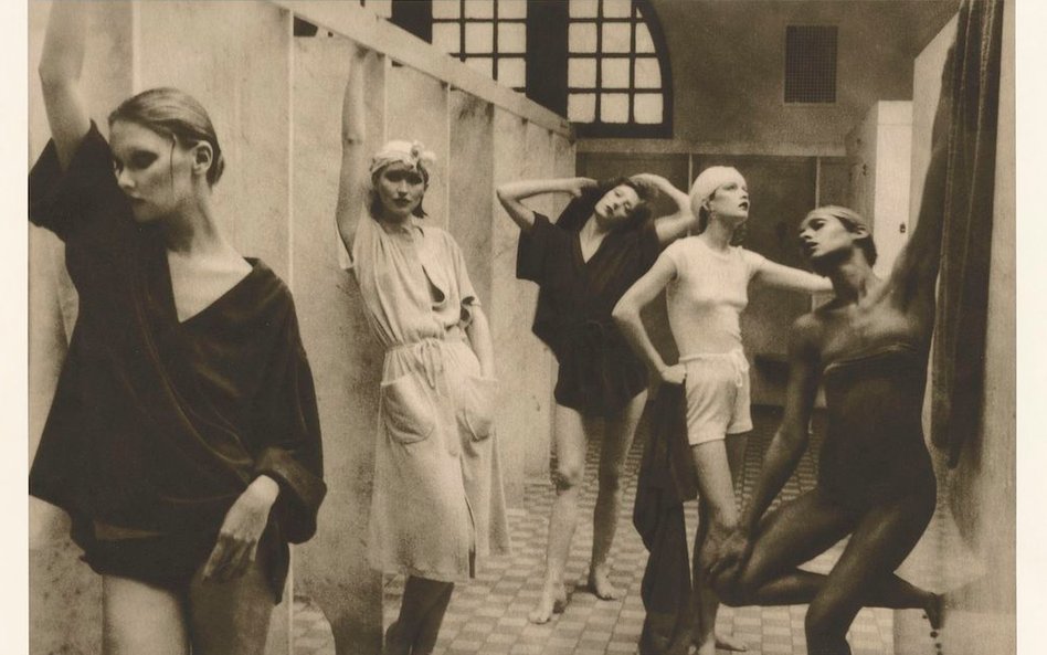 fot. Deborah Turbeville, "Bath House", negatyw, 1975