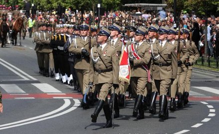 Parada wojskowa w Warszawie