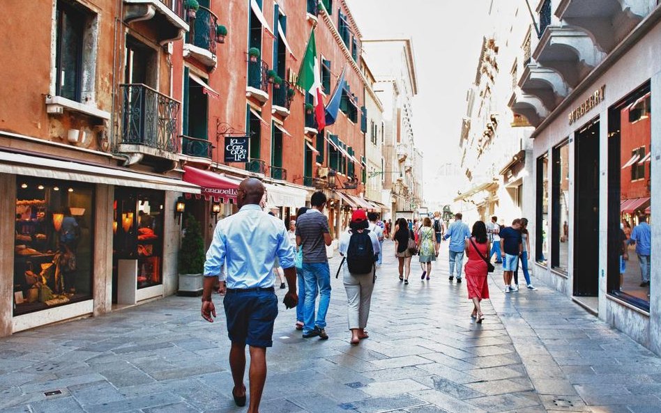 Wenecjanie mają dość tłumów turystów