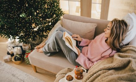 Jeżeli chodzi o świąteczne i karnawałowe kreacje, prym wiedzie klasyczny kobiecy szyk.