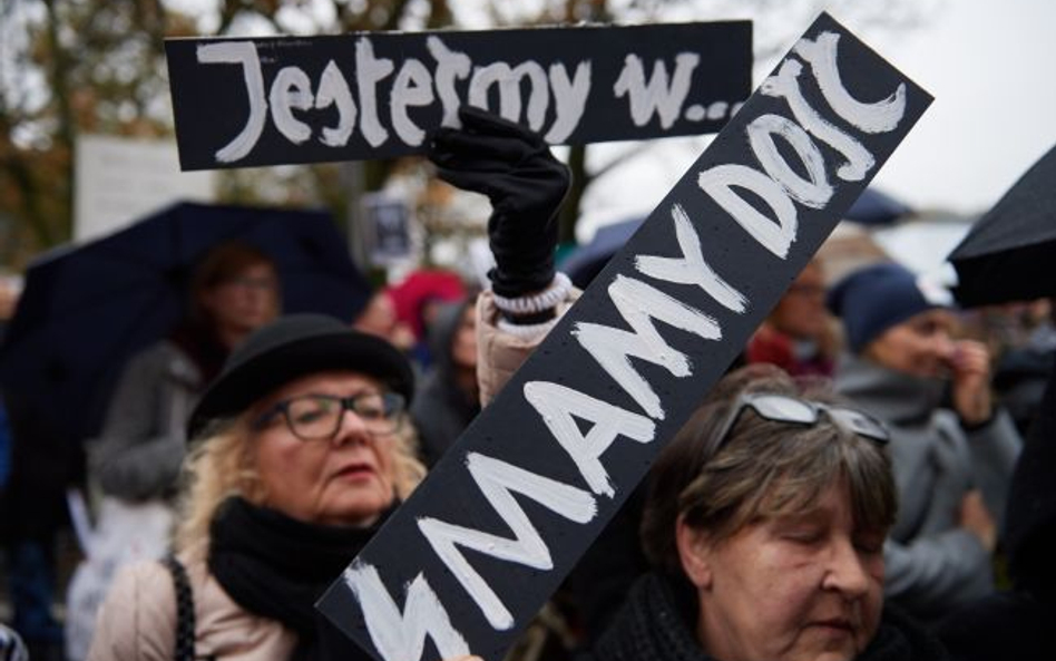 Tomasz Krzyżak o czarnym proteście, KOD i innych demonstracjach przeciw rządowi