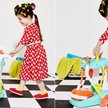 Mothercare: Kontrowersyjne zdjęcia promujące zabawki imitujące sprzęt do sprzątania
