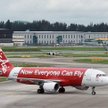 "Rozbicie bliskie 100 procent". Ekspert lotniczy o zaginionym samolocie AirAsia