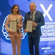 Dominika Pietrzyk i prof. Joachim Foltys z Nagrodami Aureliusza