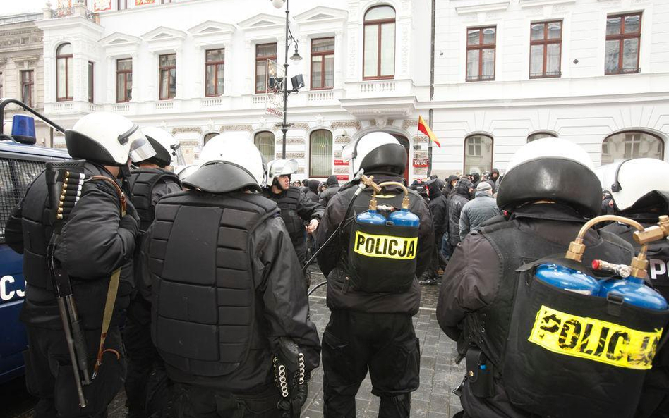 Ochroniarze pobili gościa klubu. Odpowiedzą przed sądem