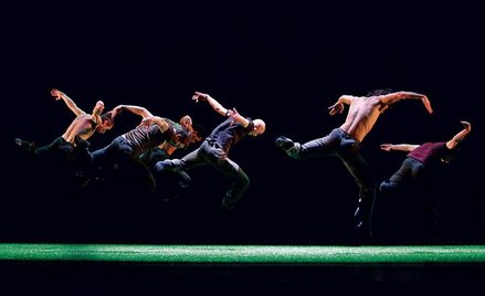 „The Green” do muzyki z „Pasji” Bacha i w choreografii Eda Wubbe miał prapremierę w Scapino Ballet w