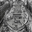 Budowa statku typu Liberty w stoczni w Baltimore, 1943 r.