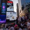 Billboard na nowojorskim Times Square wzywający do ujawnienia akt sprawy Jeffreya Epsteina (zdjęcie 