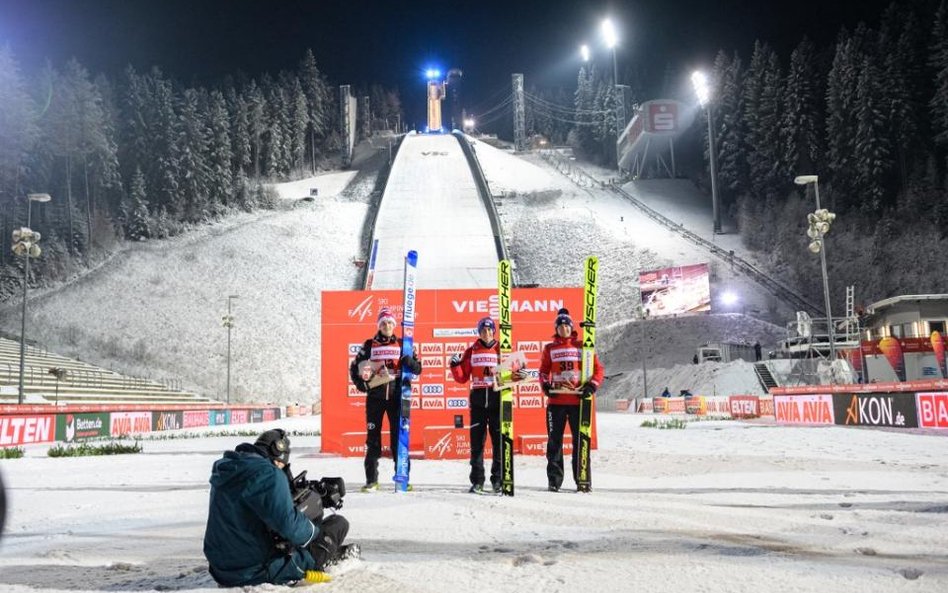 Skoki w Klingenthal: Kamil Stoch nareszcie na podium