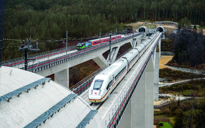Deutsche Bahn z zyskiem operacyjnym, ale stratą netto
