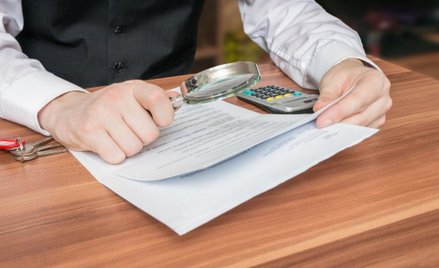 Umowa przedwstępna. Czynna i bierna reprezentacja spółki z ograniczoną odpowiedzialnością