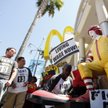 USA: protestują pracownicy fast foodów