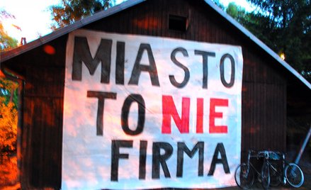 Zdaniem społeczników dotychczasowey charakter Osiedla Jazdów staje wobec drastycznych podwyżek czyns