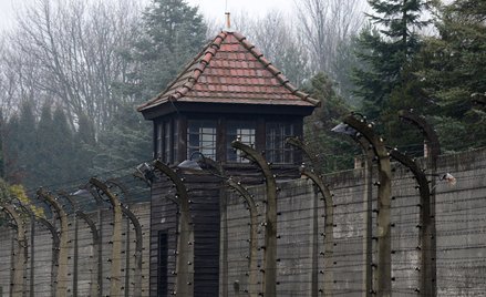 Wniosek o nowe mundury dla WSO Muzeum Auschwitz-Birkenau