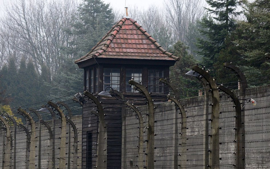 Wniosek o nowe mundury dla WSO Muzeum Auschwitz-Birkenau