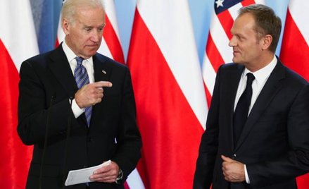 Joe Biden spotkał się z Donaldem Tuskiem kilkadziesiąt minut po decyzji o aneksji Krymu