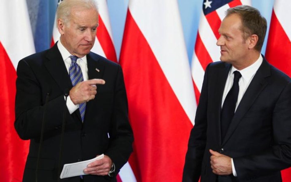 Joe Biden spotkał się z Donaldem Tuskiem kilkadziesiąt minut po decyzji o aneksji Krymu