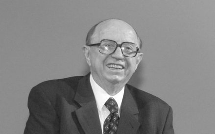 Ooperator filmowy. Miał 87 lat. (27 kwietnia 1931 - 14 stycznia 2019)