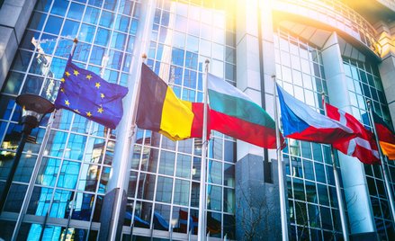 Powiązanie funduszy z UE z praworządnością: Czy Polska zawetuje unijny budżet?
