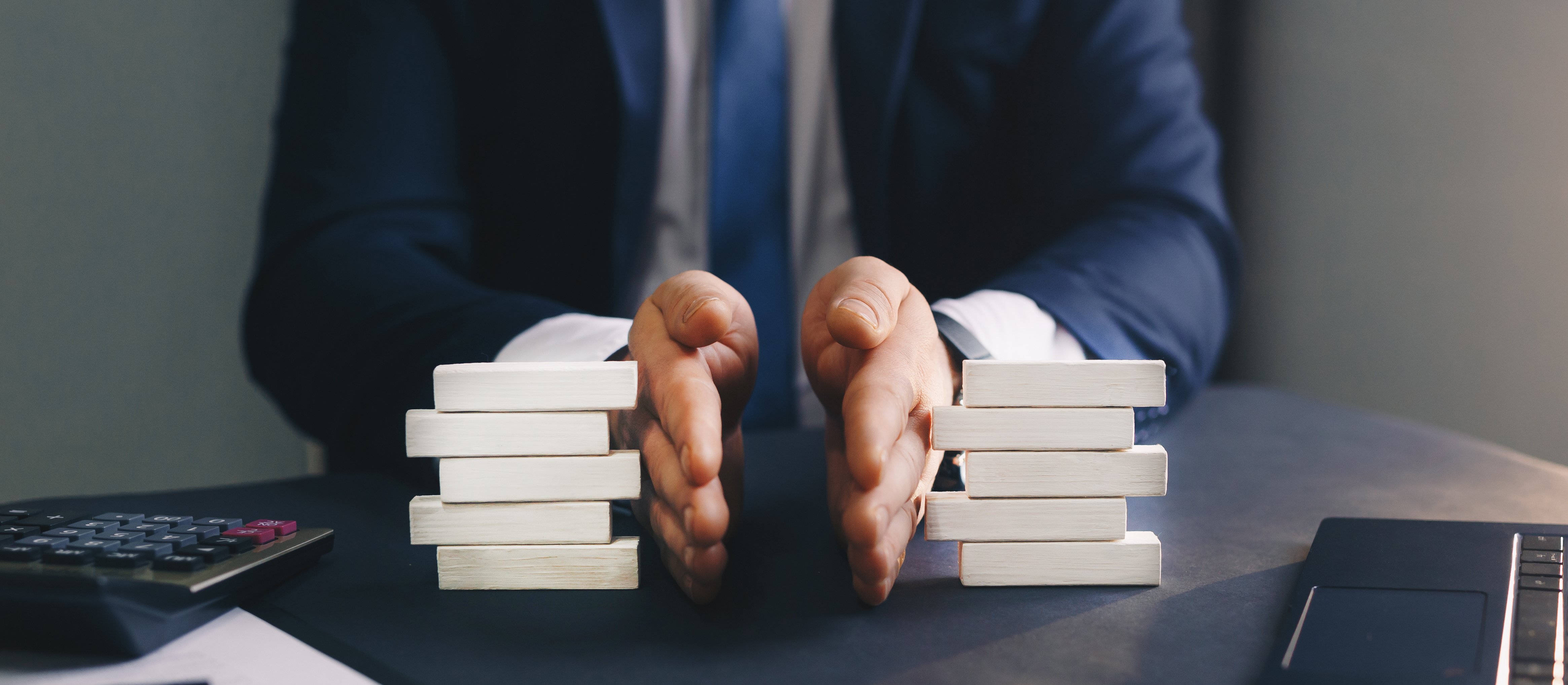 Czy spadek po rodzicach zawsze dzieli się po równo? Jak dziedziczy rodzeństwo?