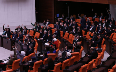 Głosowanie w tureckim parlamencie
