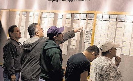 Stopa bezrobocia nadal wynosi 9,6 proc., co może oznaczać, że ludzie wracają na rynek pracy w nadzie