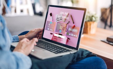 – E-commerce ewoluuje jeszcze mocniej w kierunku społecznościowym. Social commerce wplata sprzedaż w