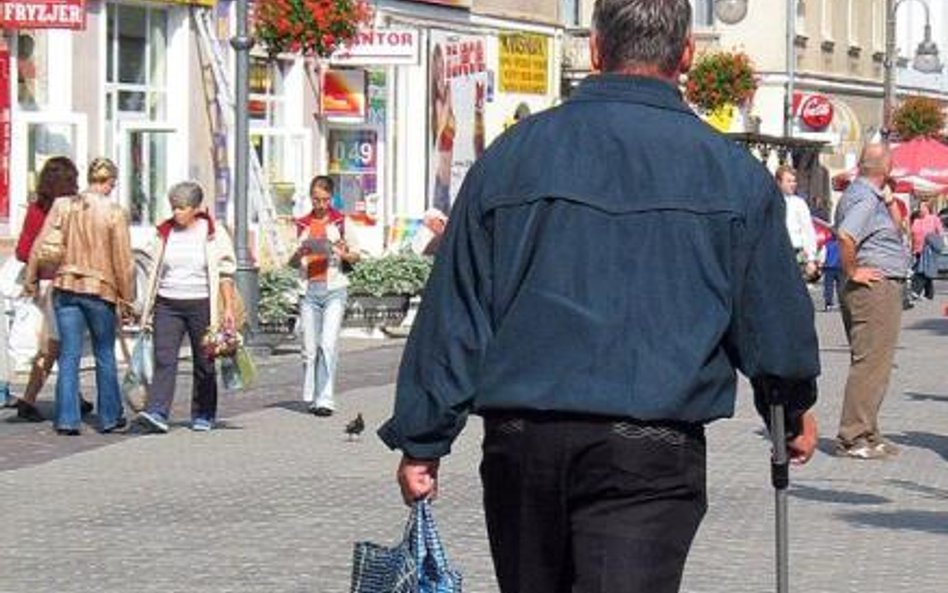 Renciści łatwiej dostaną refundację składek