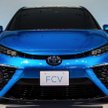 Japońska Toyota Mirai to pierwsze seryjne auto napędzane wodorem. Paliwo z liścia mogłoby jednak tra