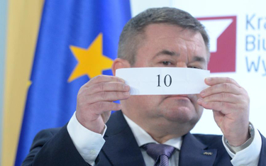 Wylosowane numery przedstawił Arkadiusz Despot-Mładanowicz z Państwowej Komisji Wyborczej