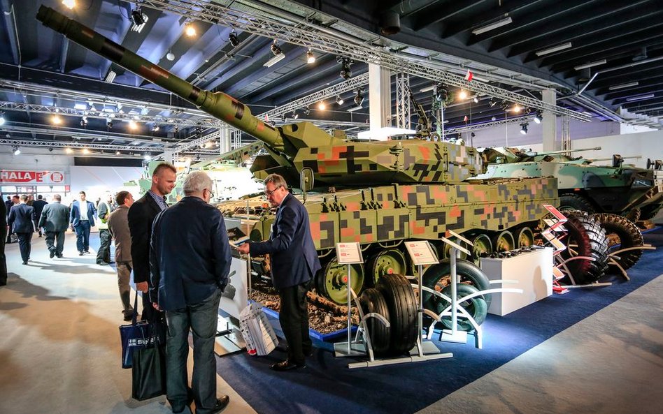 Leopard przyciągał uwagę podczas wystawy w Kielcach