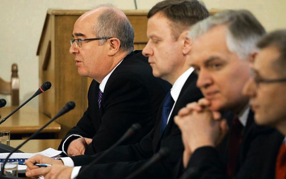 Nowelizacja ustawy o prokuraturze zapowiada konflikt Andrzeja Seremeta i Jarosława Gowina