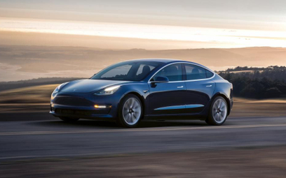 Tesla: nie ma opóźnień w produkcji Modelu 3