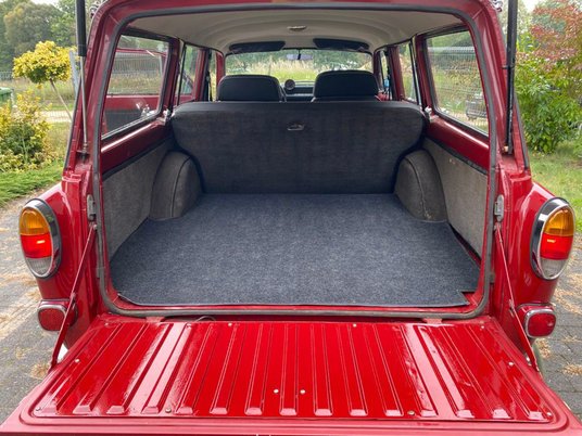 Ten praktyczny samochód pochodzi z czasów, gdy kombi stawały się autami rodzinnymi, nie tylko użytko